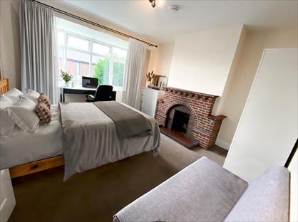 5 Bed Semi-Detached House, Britten Close, CO4
