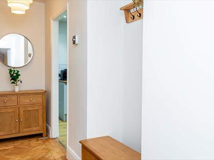 2 Bed Flat, Brighton Road, CR8