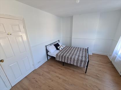 1 Bed Flat, Maximfeldt Road, DA8