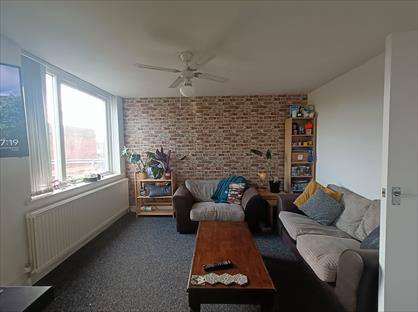 2 Bed Flat, St Ann's Close, NE1