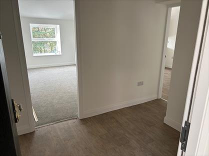 2 Bed Flat, Bury Road, BB4