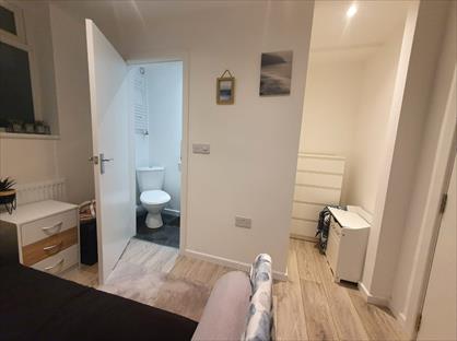 Room in a Shared House, Wesfield View, WF1