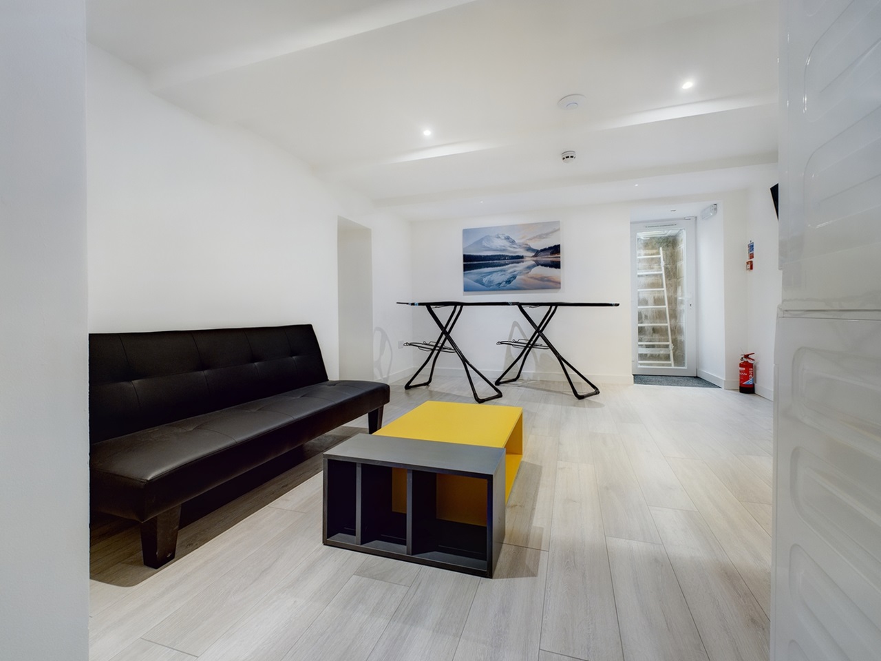 Preston Studio Flat, Lancaster Road North, PR1 To Rent Now for £650