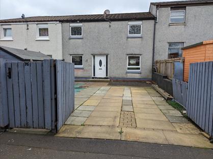 3 Bed Terraced House, Carron Place, KA12