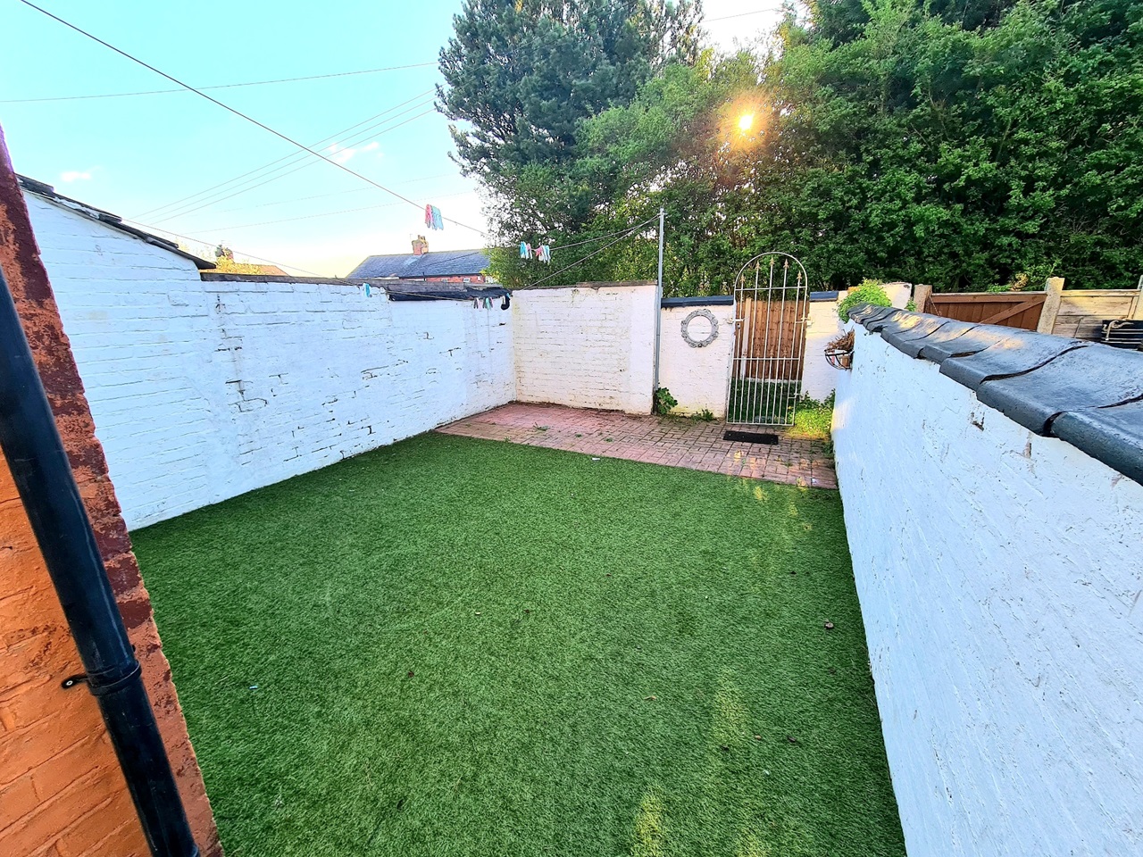 Swinton, Manchester 2 Bed Terraced House, Partington Lane, M27 To