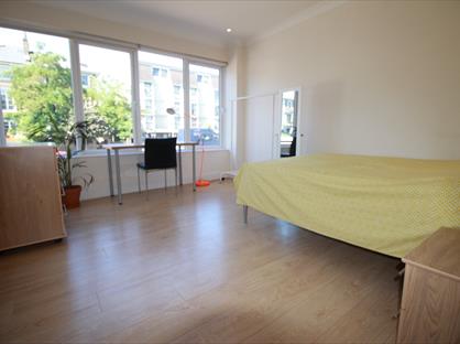 5 Bed Flat, Camden Road, NW1