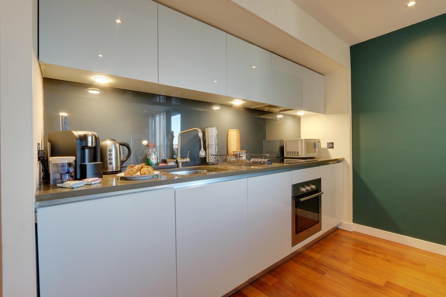 Additional image 3 of 2 Bed Flat, St Pauls Square, S1, N1 7GU