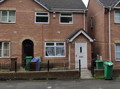 3 Bed Terraced House, St. James Road, M7