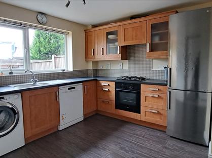 Room in a Shared House, Aldeney Close, DY1