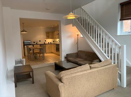 1 Bed Maisonette, Fulwood Road, S10
