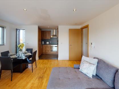 2 Bed Flat, Marlborough Street, L3