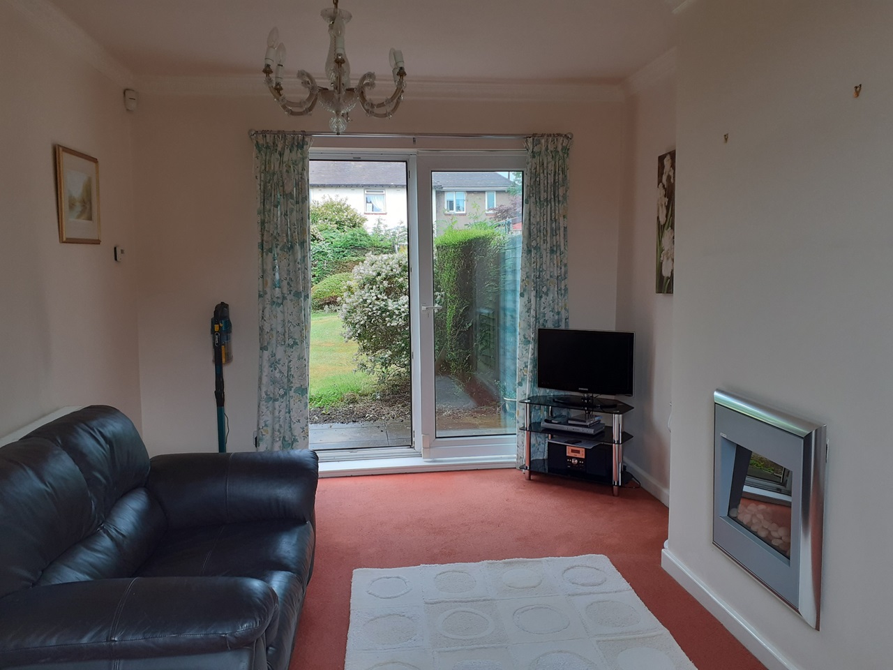 3 Bed Terraced House, Gregg House Road, S5, N1 7GU