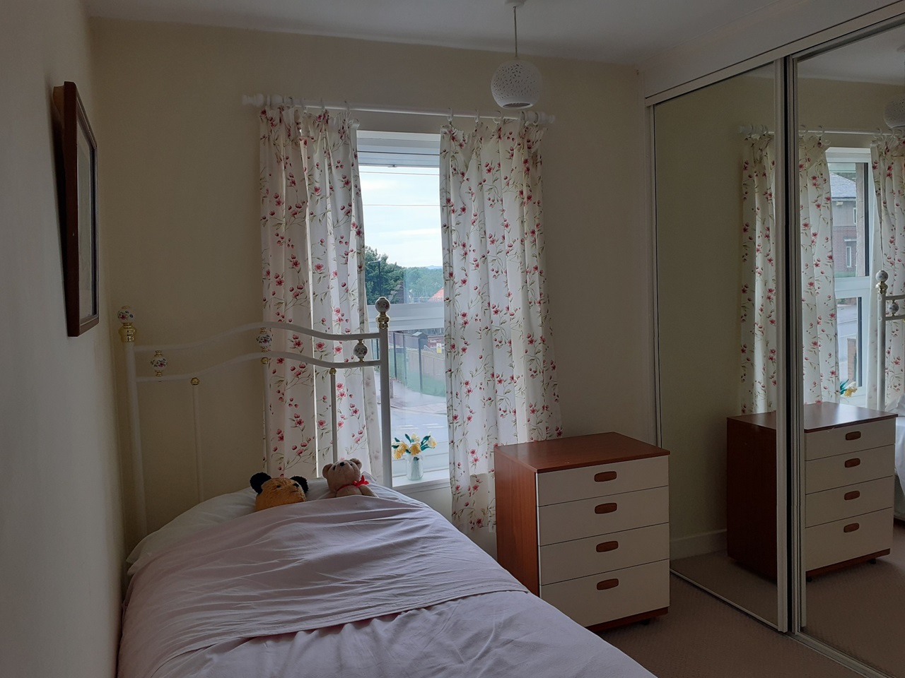 Additional image 3 of 3 Bed Terraced House, Gregg House Road, S5, N1 7GU