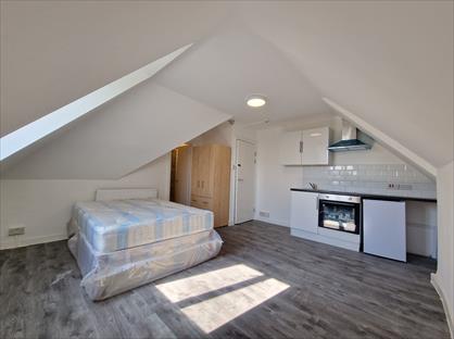 1 Bed Flat, Craven Park, NW10