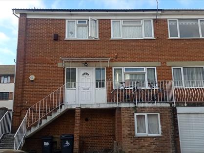 Room in a Shared House, Broxholm Road, SE27