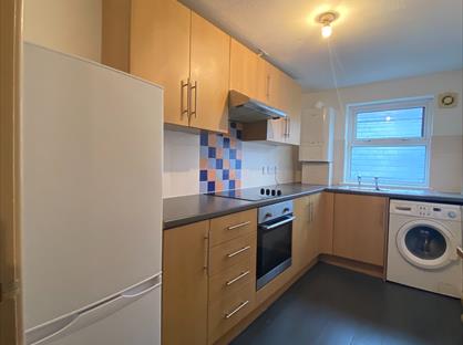 2 Bed Flat, Lammas Street, SA31
