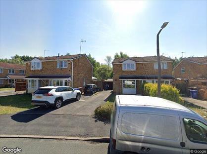 2 Bed Semi-Detached House, Harlech Way, DE13