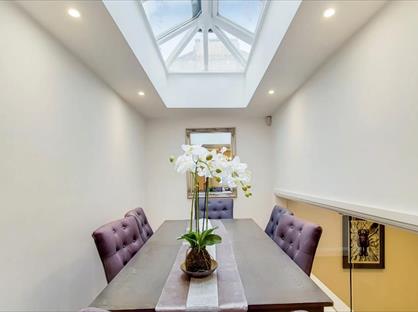 3 Bed Terraced House, Montpelier Square, SW7