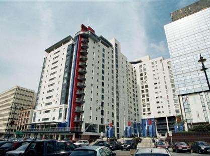 1 Bed Flat, Churchill Way, CF10