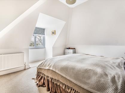 1 Bed Flat, Shooters Hill Road, SE3