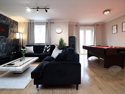 3 Bed Maisonette, Morel Court, CF11