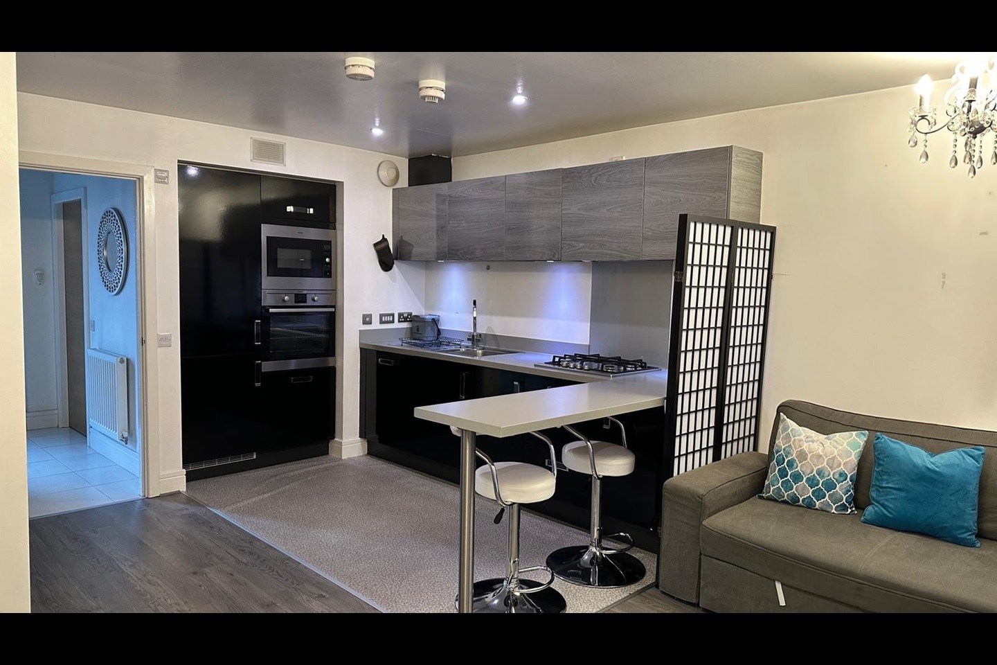 2 Bed End Terrace, Elmfoot Grove, G5, N1 7GU