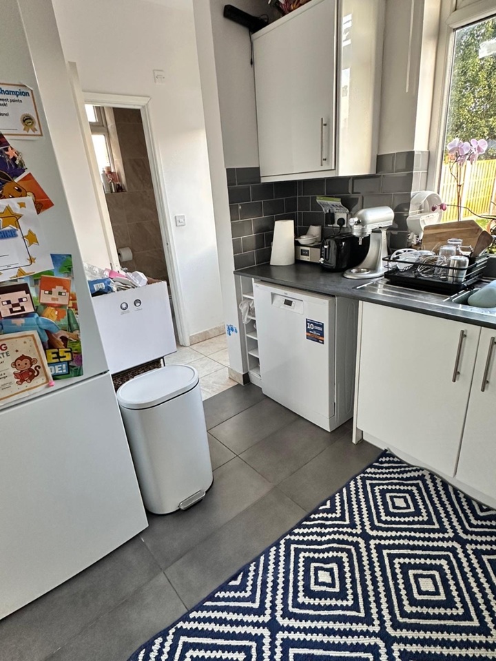 Additional image 10 of 3 Bed Semi-Detached House, Galsworthy Road, S5, N1 7GU