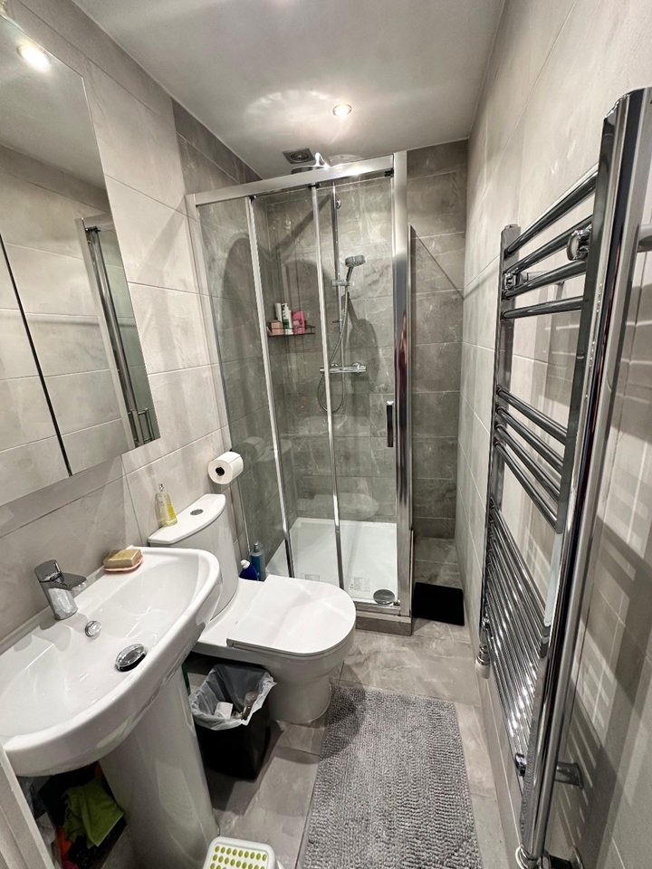 Additional image 18 of 3 Bed Semi-Detached House, Galsworthy Road, S5, N1 7GU