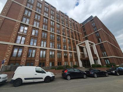1 Bed Flat, Ziggurat House, AL1