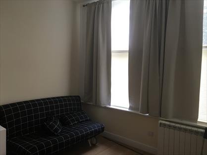 Studio Flat, Gloucester Drive, N4