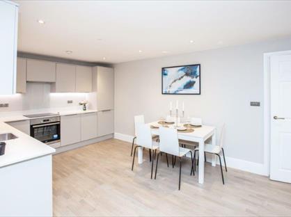 3 Bed Flat, Marni House, E12