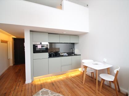 Studio Flat, Mcdonald Road, EH7