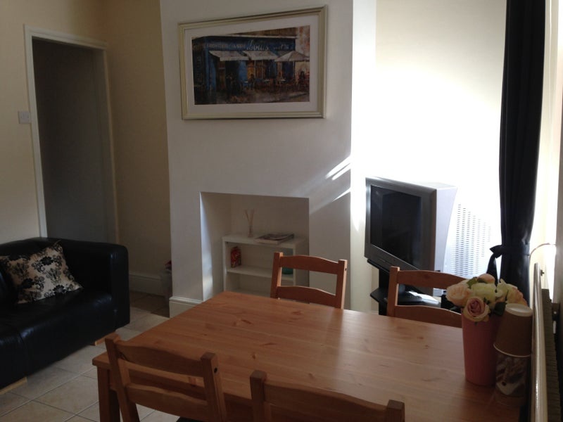 Room in a Shared House, Lorne Road, LE2 photo 4