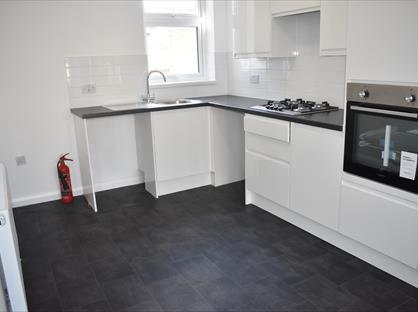 2 Bed Flat, London Road, SS0