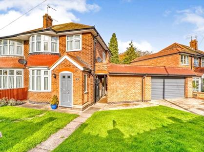 3 Bed Semi-Detached House, Windmill Avenue, LE4