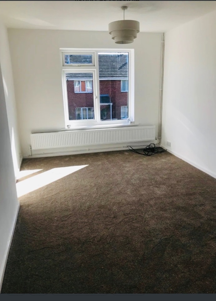 1 Bed Flat, Melton Avenue, LS10 photo 4