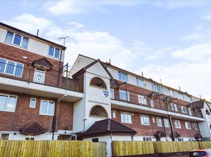 4 Bed Maisonette, Albert Webb House, M5