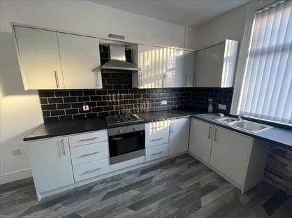 3 Bed Terraced House, Harlech Terrace, LS11