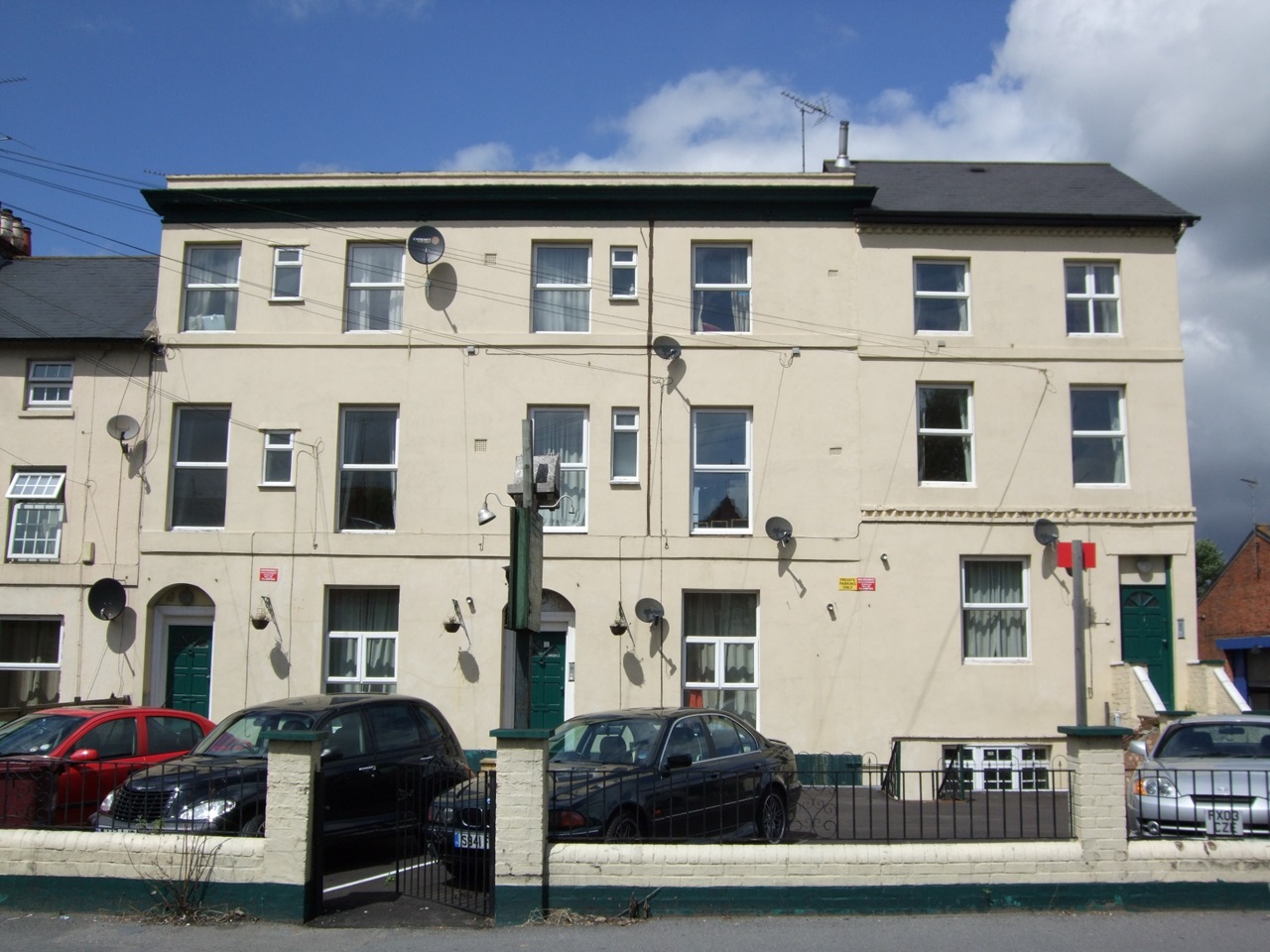 1 Bed Flat, Chatham Street, RG1