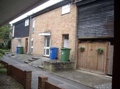 3 Bed Terraced House, Bywood, RG12