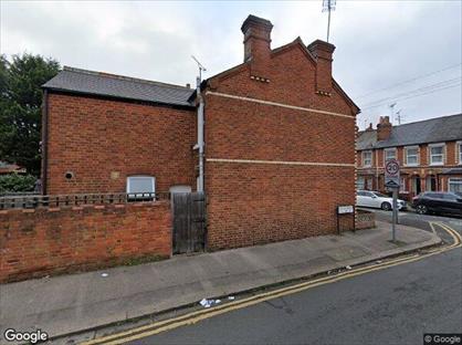 2 Bed End Terrace, Kensington Road, RG30