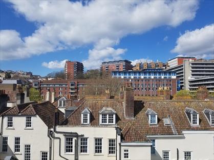 Studio Flat, Protheroes House, BS1