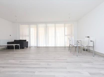 2 Bed Flat, Hessel Street, E1