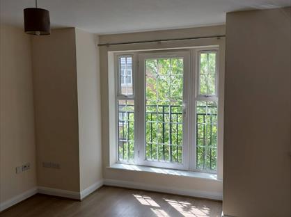 1 Bed Flat, William Court, LU3