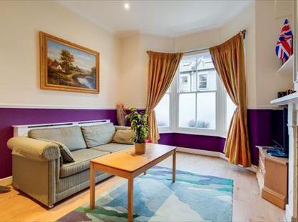 6 Bed Terraced House, Gilstead Road, SW6