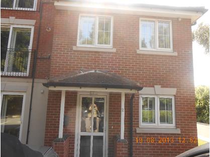 Studio Flat, Lowry Court, CV21