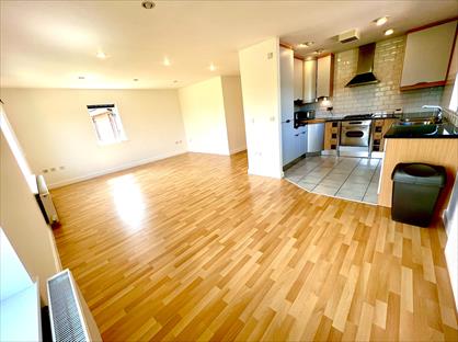 2 Bed Flat, Hopkinson Court, CH1