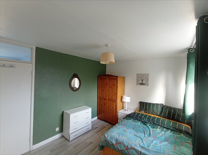 3 Bed Semi-Detached House, Field Road, DY4