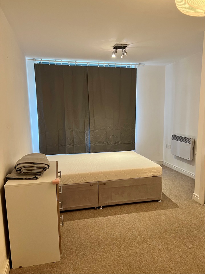 2 Bed Flat, Holliday Street, B1 photo 5