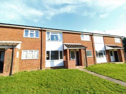 2 Bed Maisonette, Dunmow Court, LU3